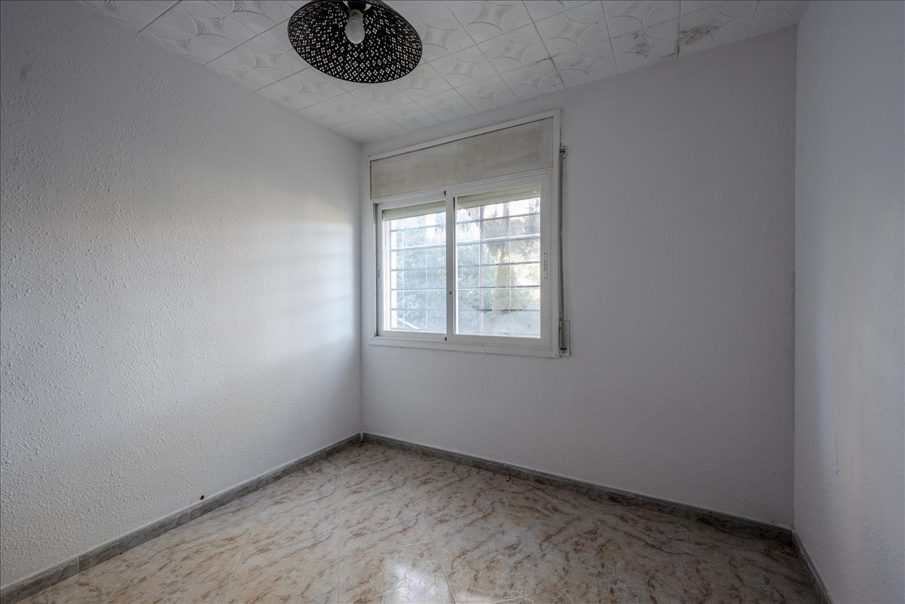 Casa en venta en Vallirana Barcelona Número 5