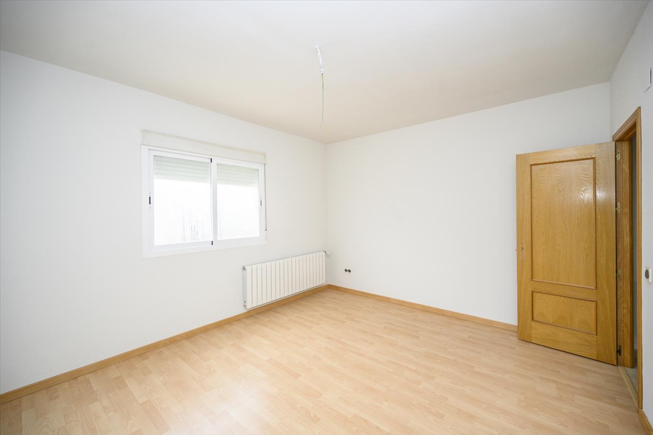 Casa en venta en Quintanar de la Orden Toledo Número 11