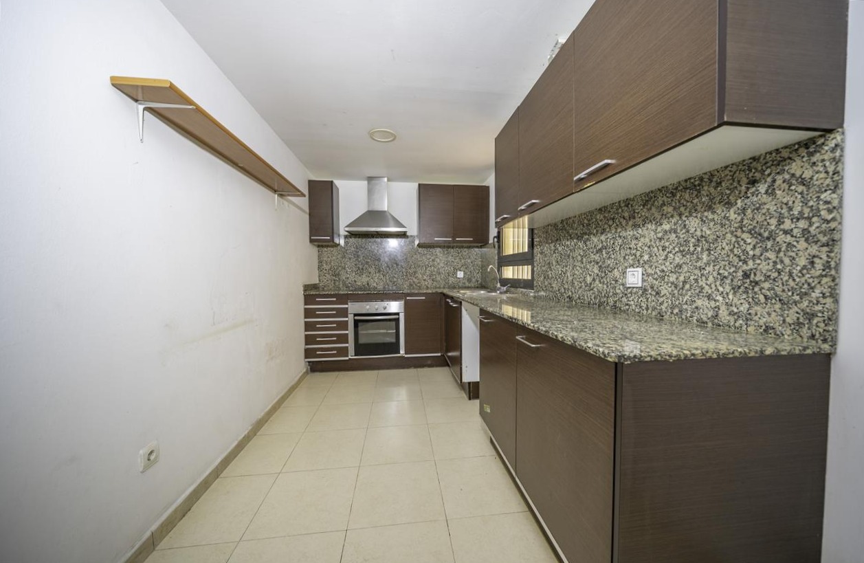 Piso en venta en Olot Girona Número 7