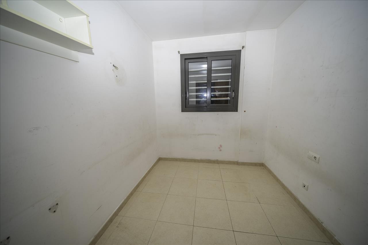 Piso en venta en Olot Girona Número 4