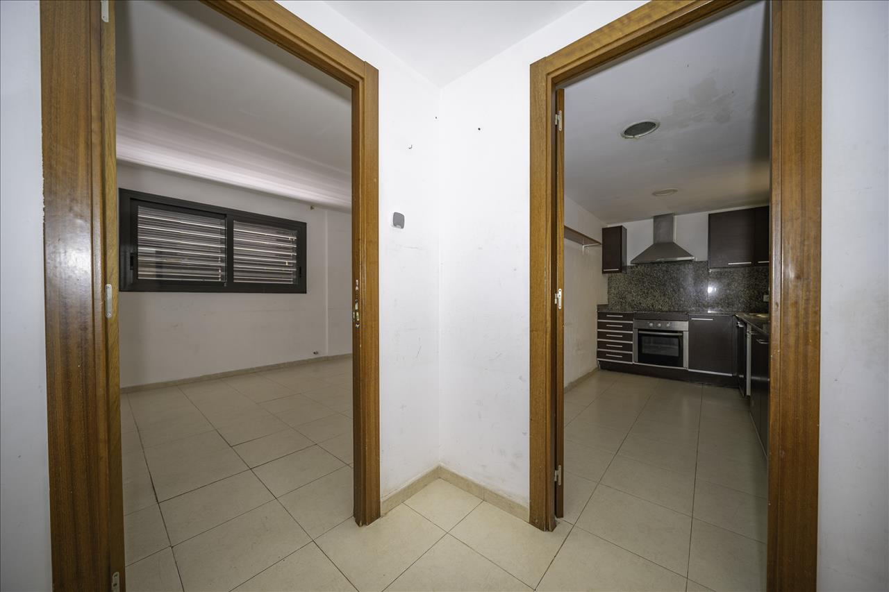 Piso en venta en Olot Girona Número 6