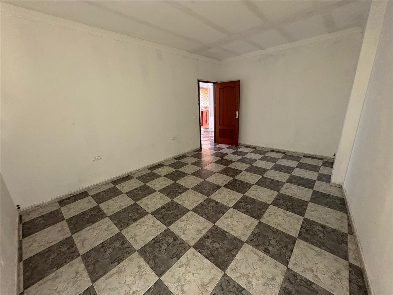 Casa en venta en Campo de Criptana Ciudad Real Número 5