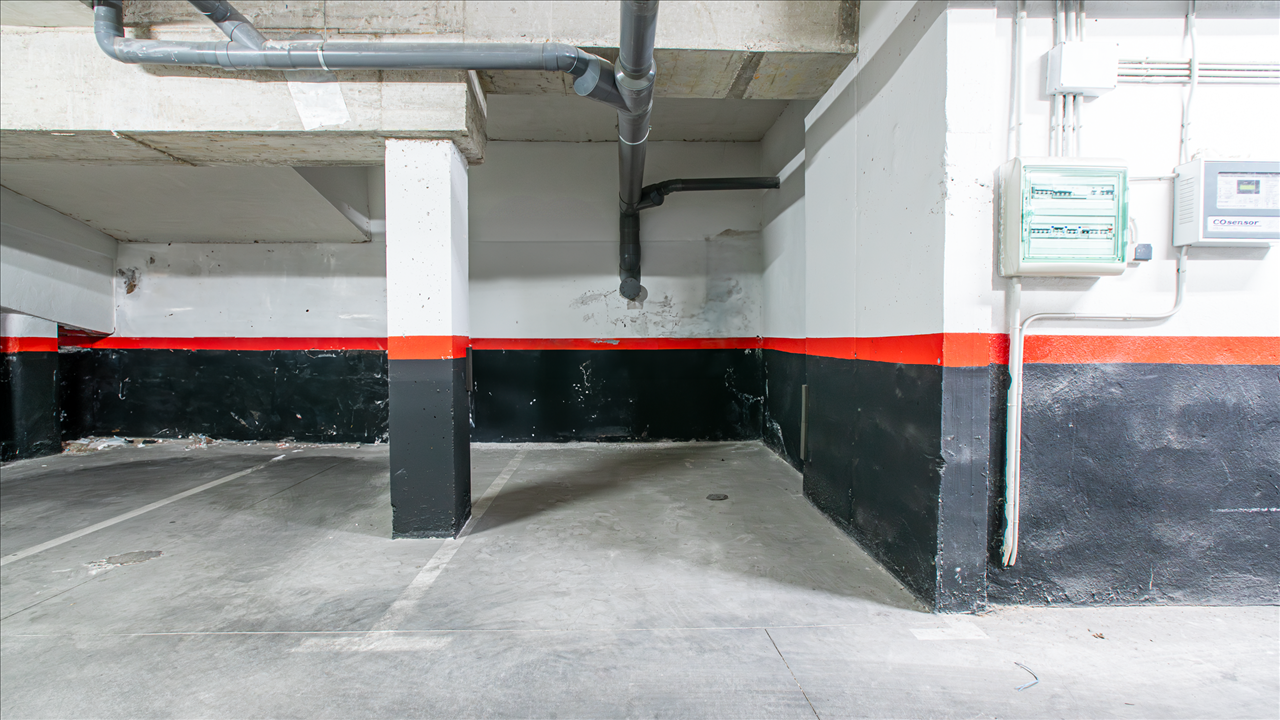 Parking en venta en Coslada Madrid Número 1