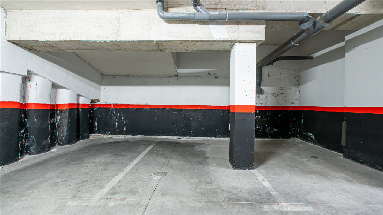 Parking en venta en Coslada Madrid Número 0