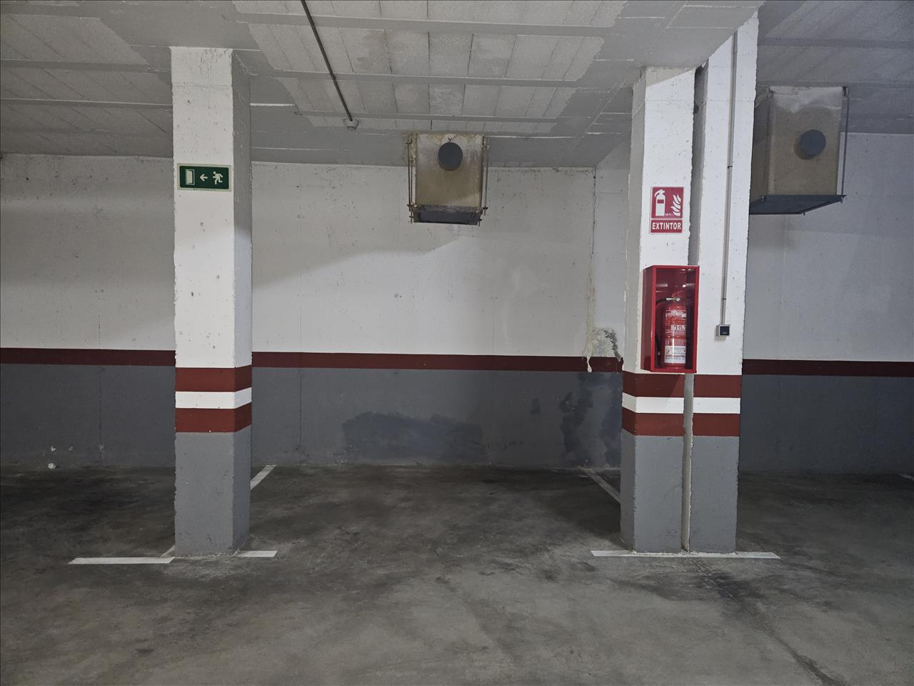 Parking en venta en Burguillos Sevilla Número 0