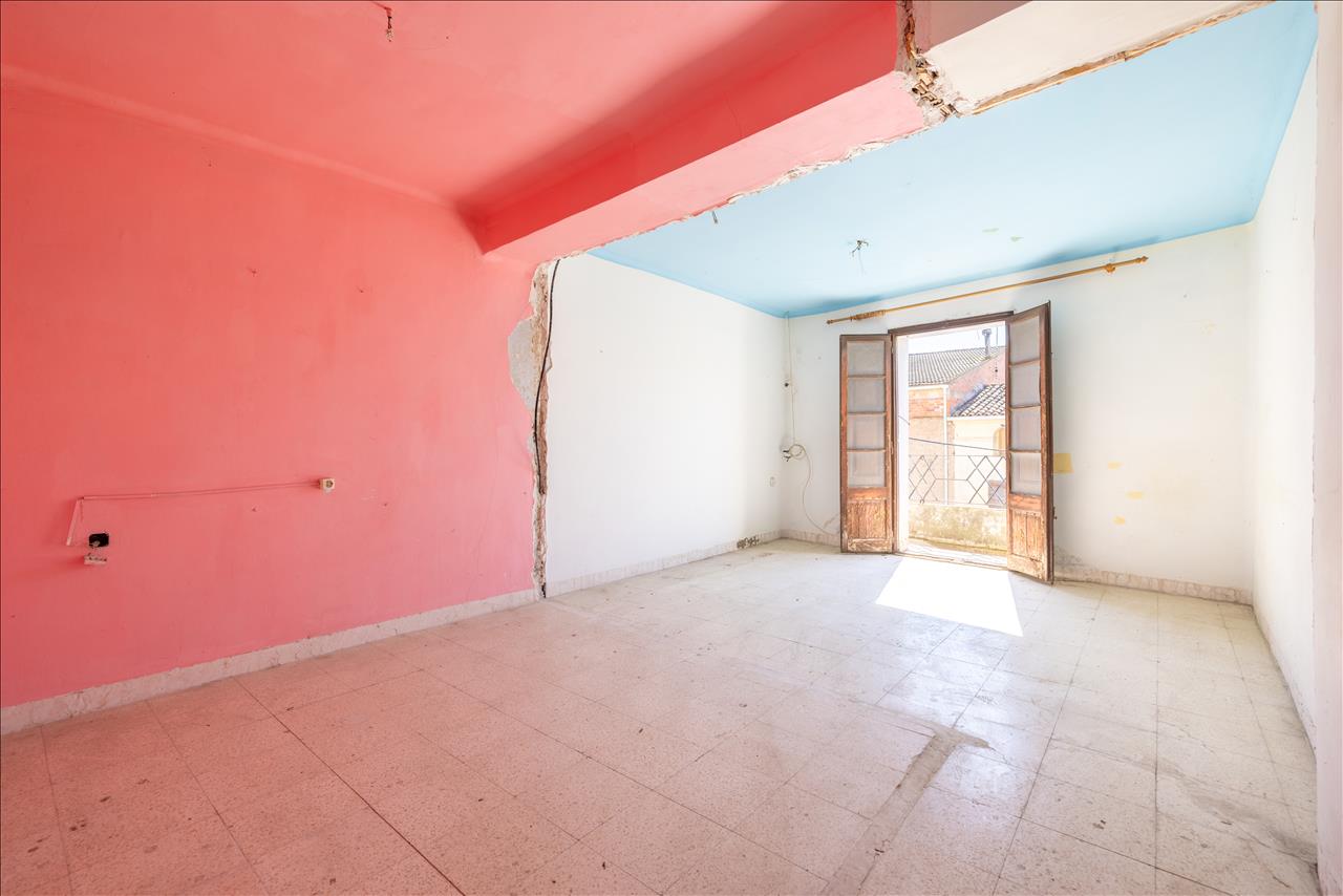 Casa en venta en Corbera d`Ebre Tarragona Número 1