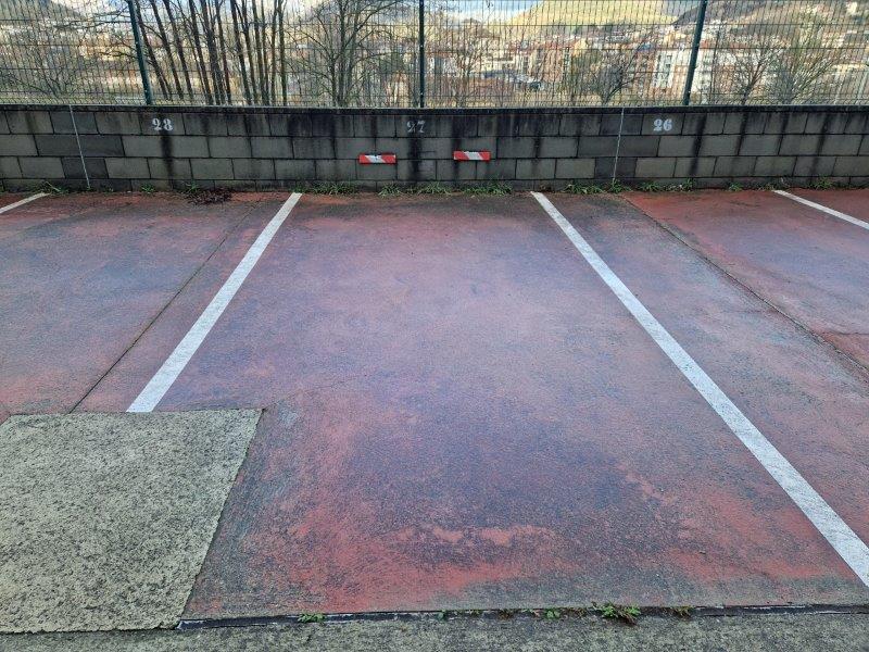 Parking en venta en Olot Girona Número 0
