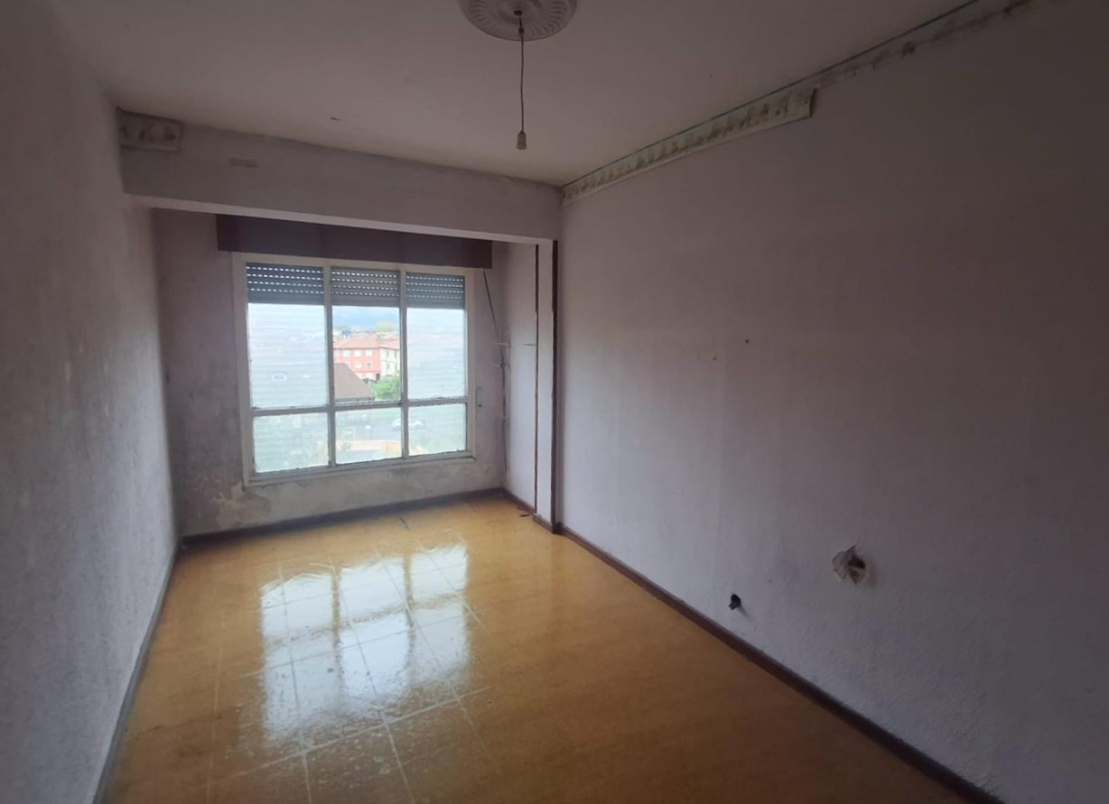 Piso en venta en Corrales de Buelna (Los Cantabria Número 0