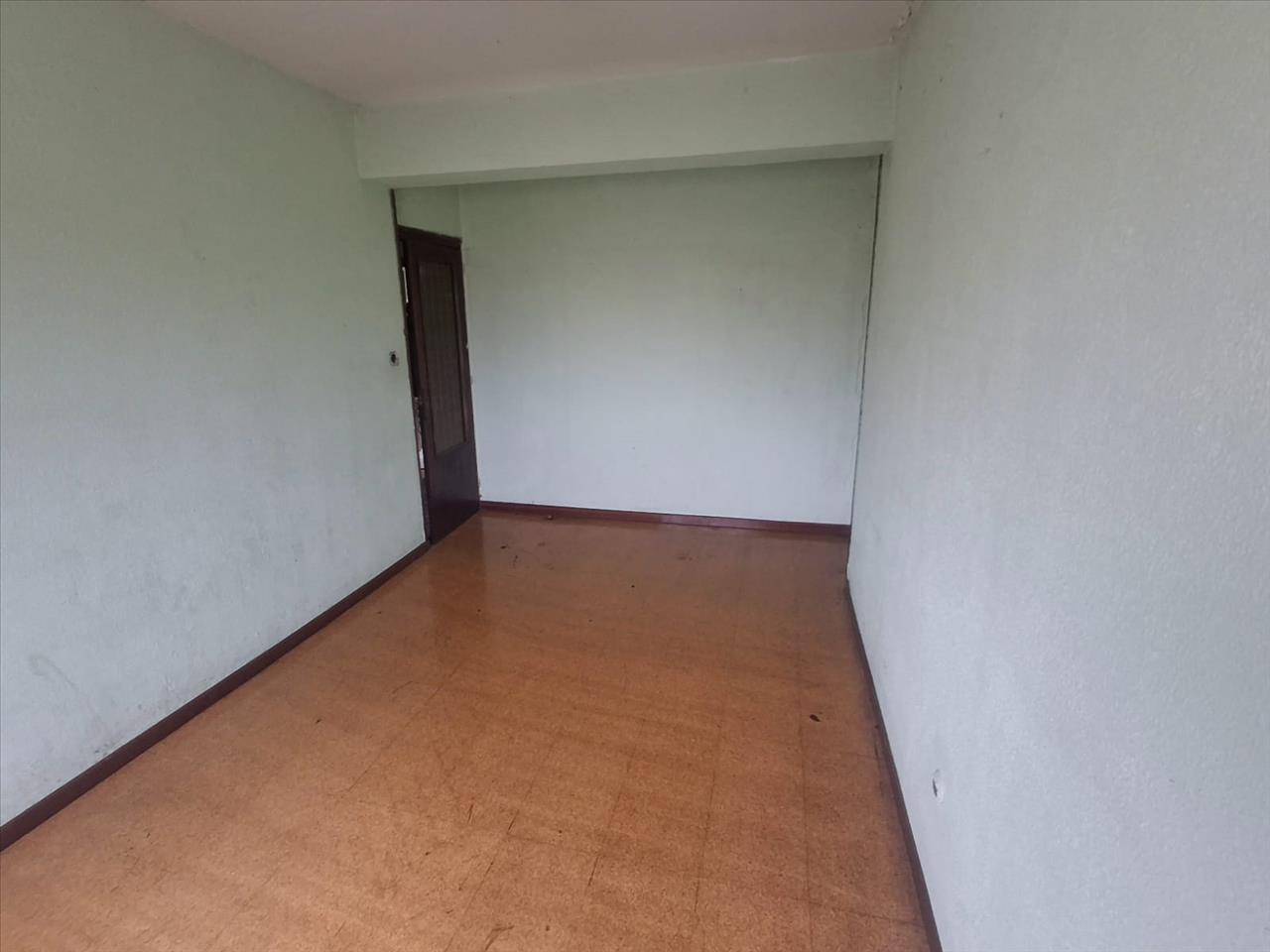 Piso en venta en Corrales de Buelna (Los Cantabria Número 2