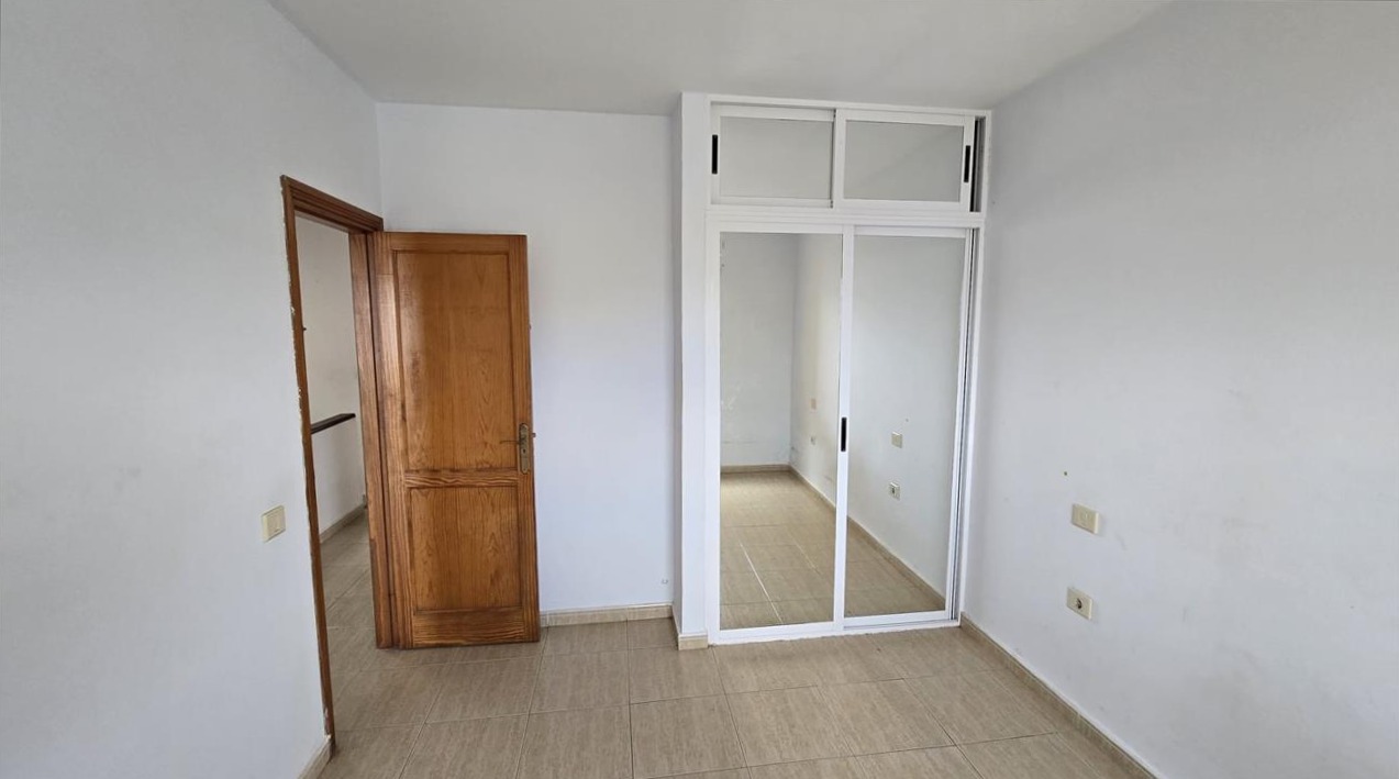 Piso en venta en Puerto del Rosario Las Palmas Número 6
