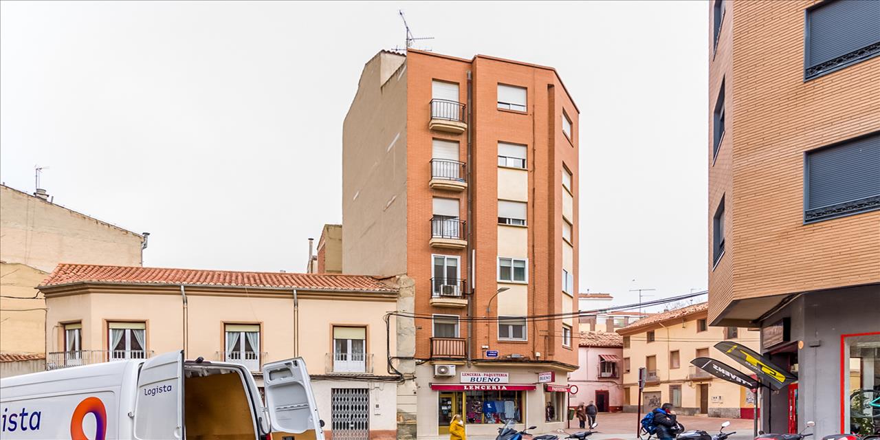 Piso en venta en Albacete Albacete Número 16