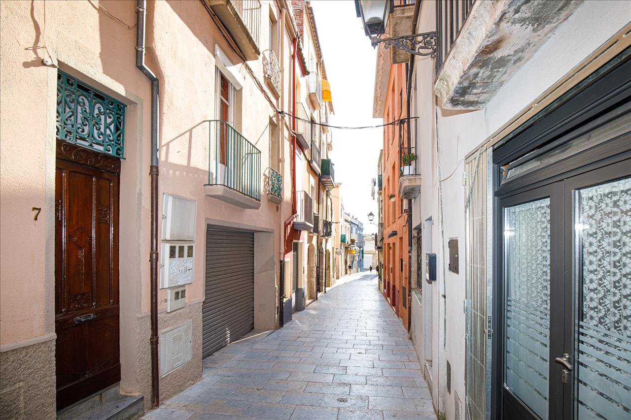 Piso en venta en Castelló d`Empúries Girona Número 14