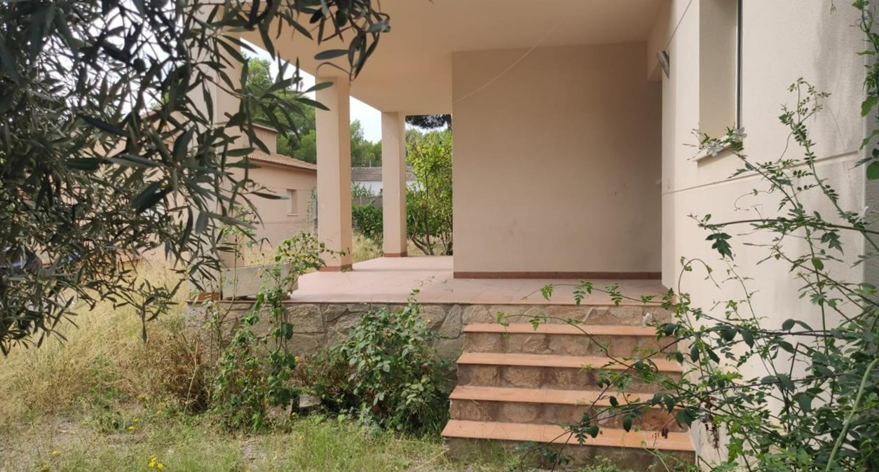 Casa en venta en Cabra del Camp Tarragona Número 8
