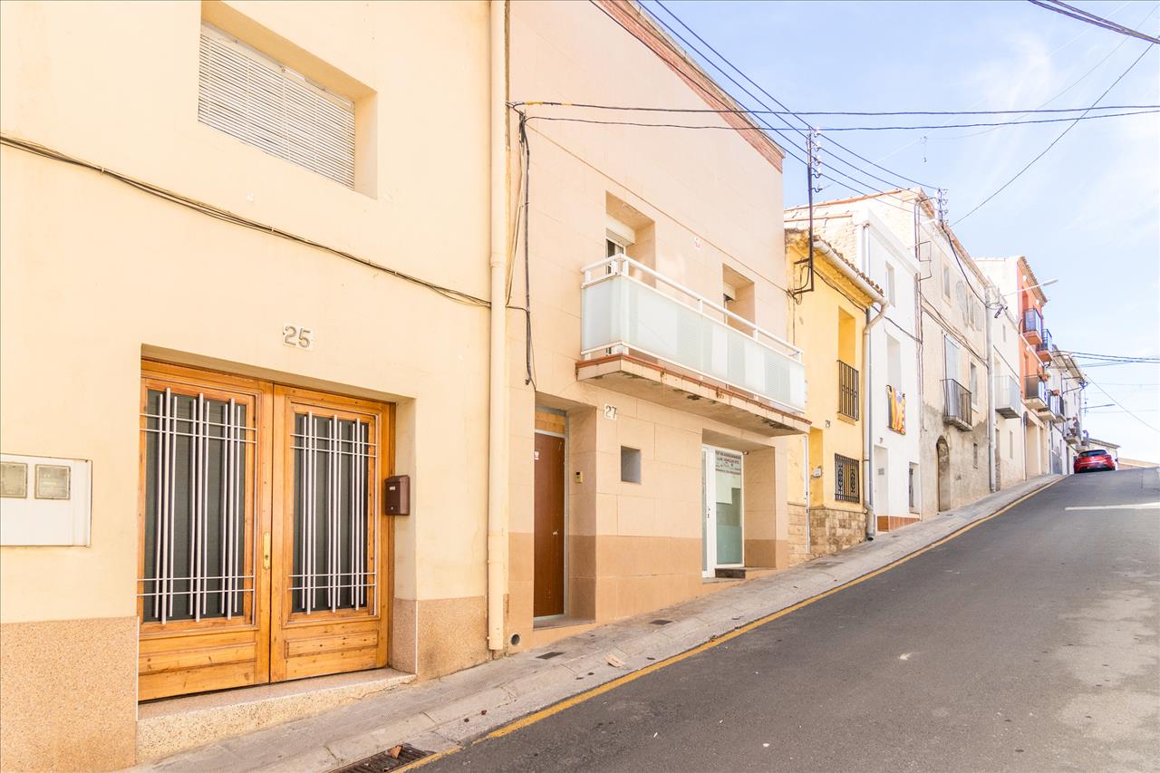 Casa en venta en Alpicat Lleida Número 5