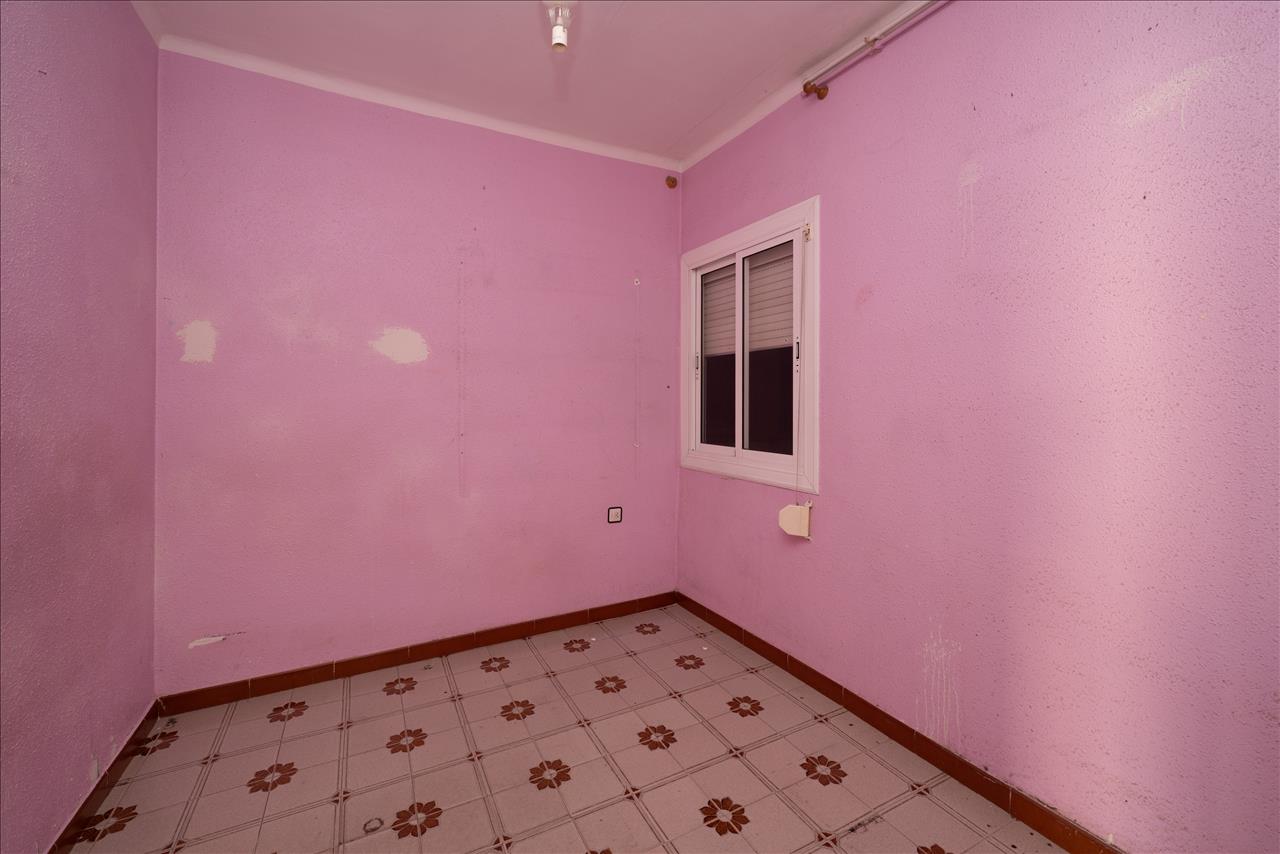 Imagen 6 de Rubí
