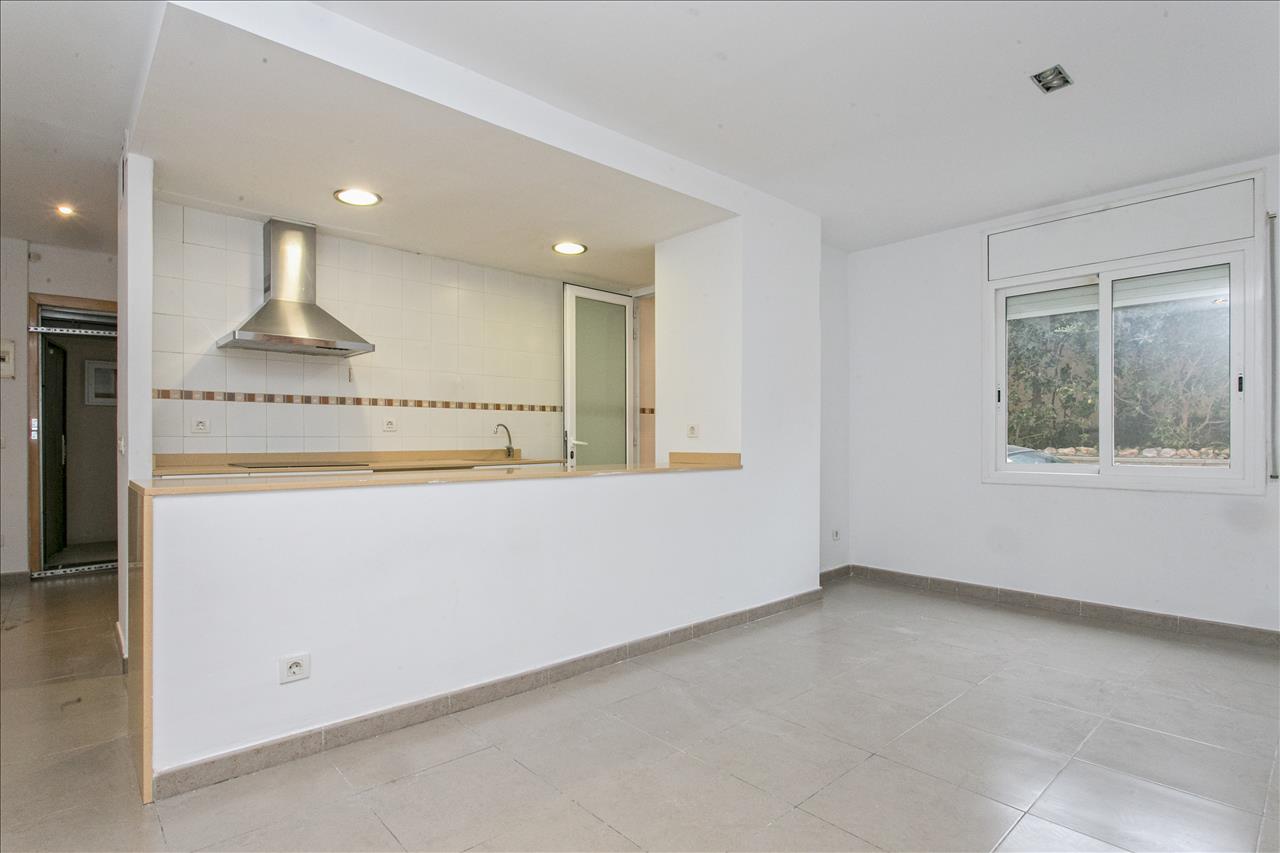 Piso en venta en Castelldefels Barcelona Número 4