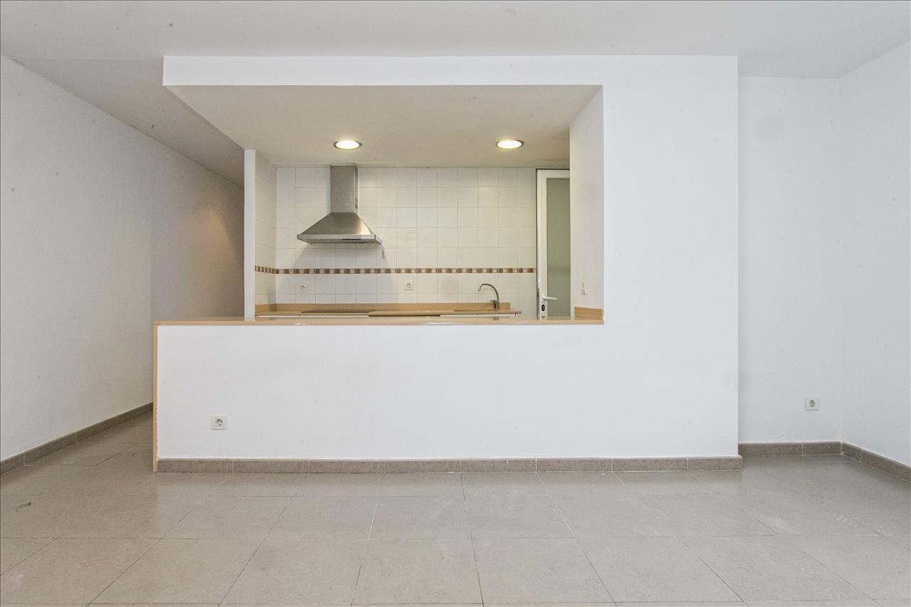 Piso en venta en Castelldefels Barcelona Número 6