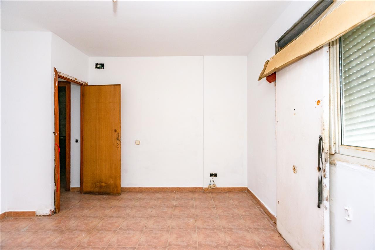 Casa en venta en Vidreres Girona Número 7