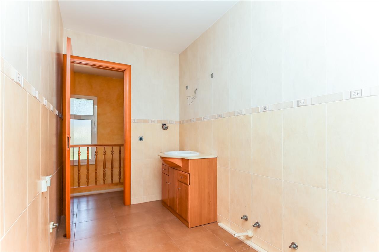 Casa en venta en Cunit Tarragona Número 16