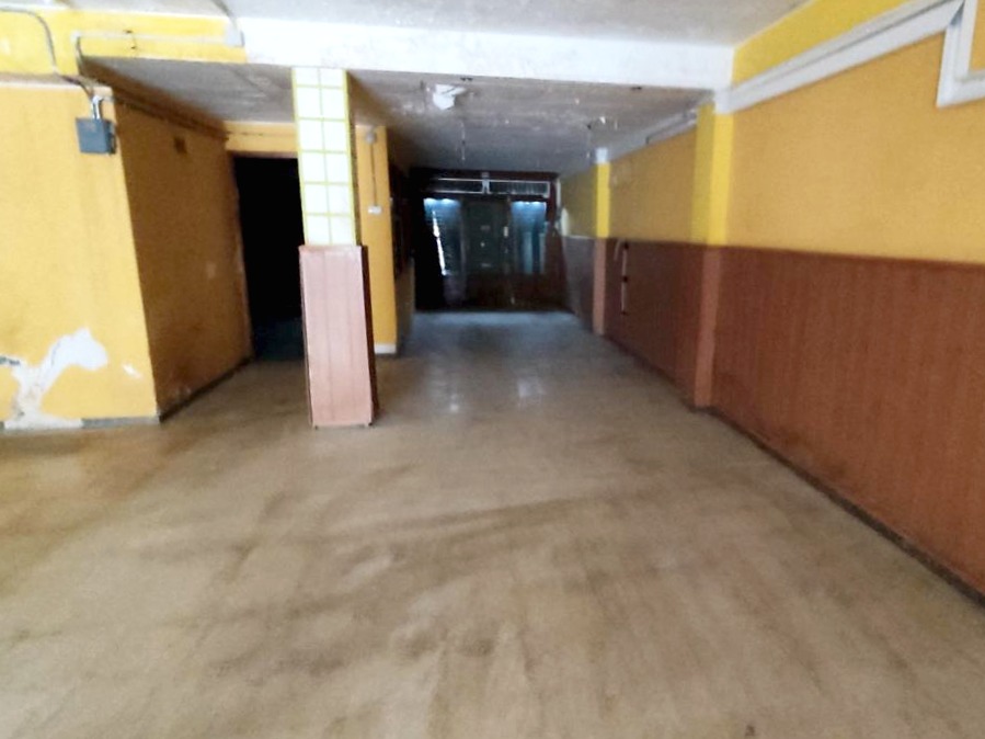 Local en venta en Banyoles Girona Número 4