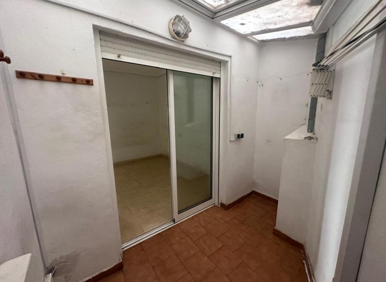 Piso en venta en Torrevieja Alicante Número 8