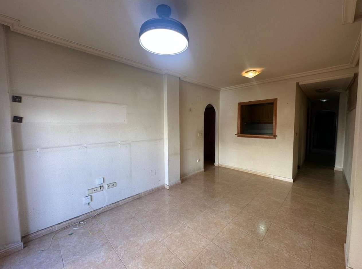 Piso en venta en Torrevieja Alicante Número 1