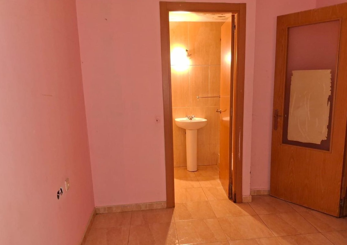 Piso en venta en Martorell Barcelona Número 5