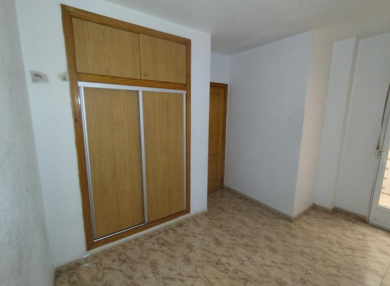 Piso en venta en Torrevieja Alicante Número 4