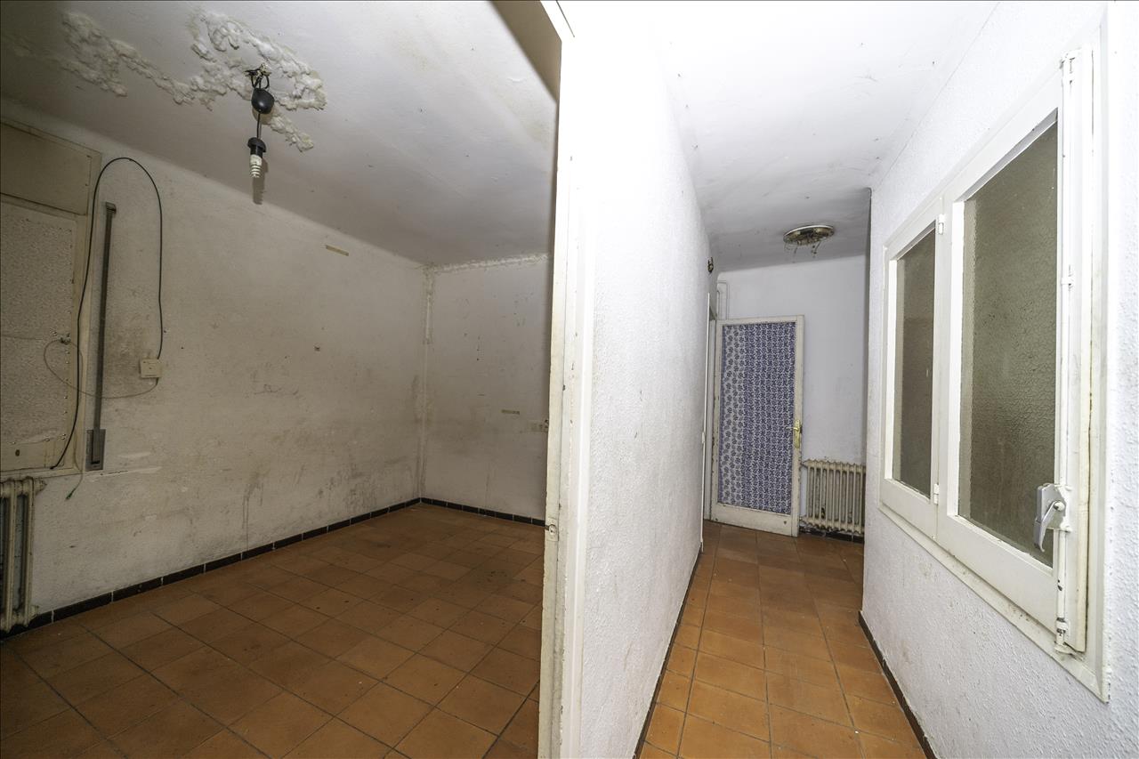 Piso en venta en Cassà de la Selva Girona Número 7