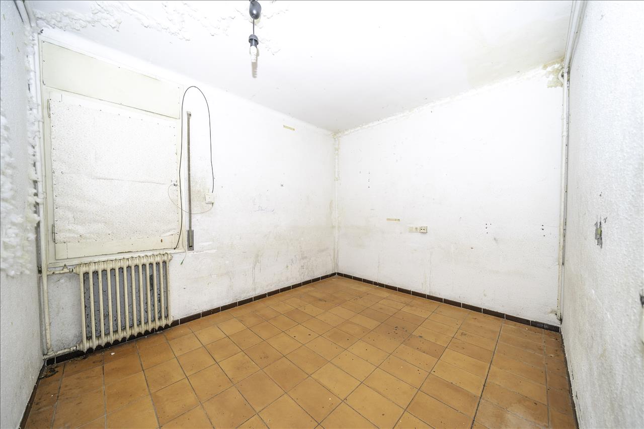 Piso en venta en Cassà de la Selva Girona Número 4