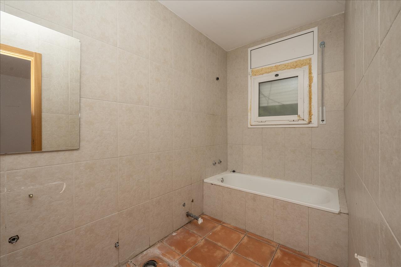 Casa en venta en Torre de Claramunt (La) Barcelona Número 12