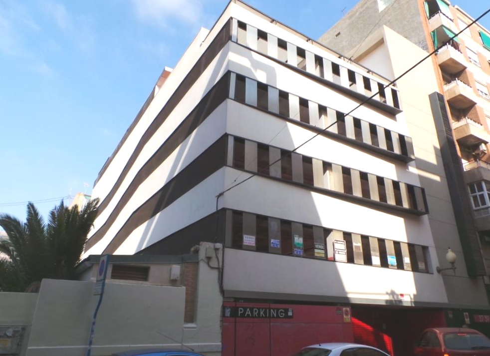 Parking en venta en Alicante/Alacant Alicante Número 0