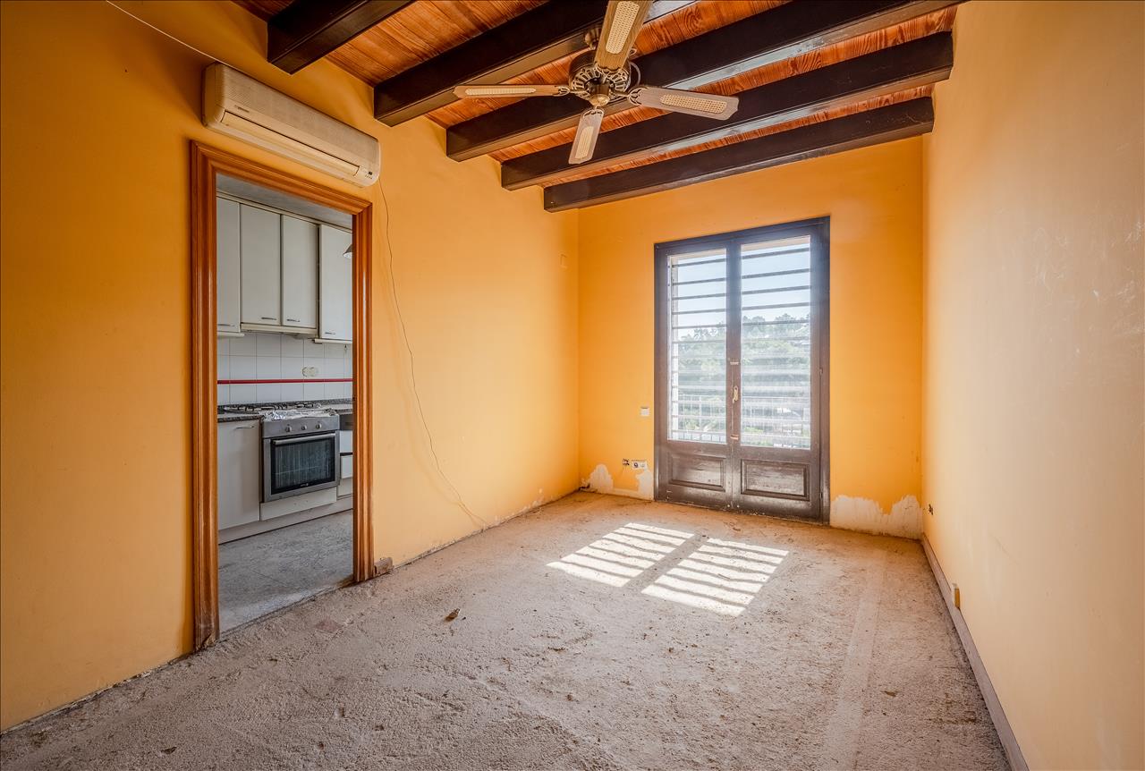 Piso en venta en Vallirana Barcelona Número 1
