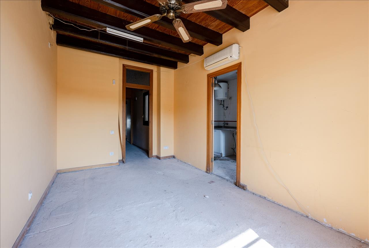 Piso en venta en Vallirana Barcelona Número 3