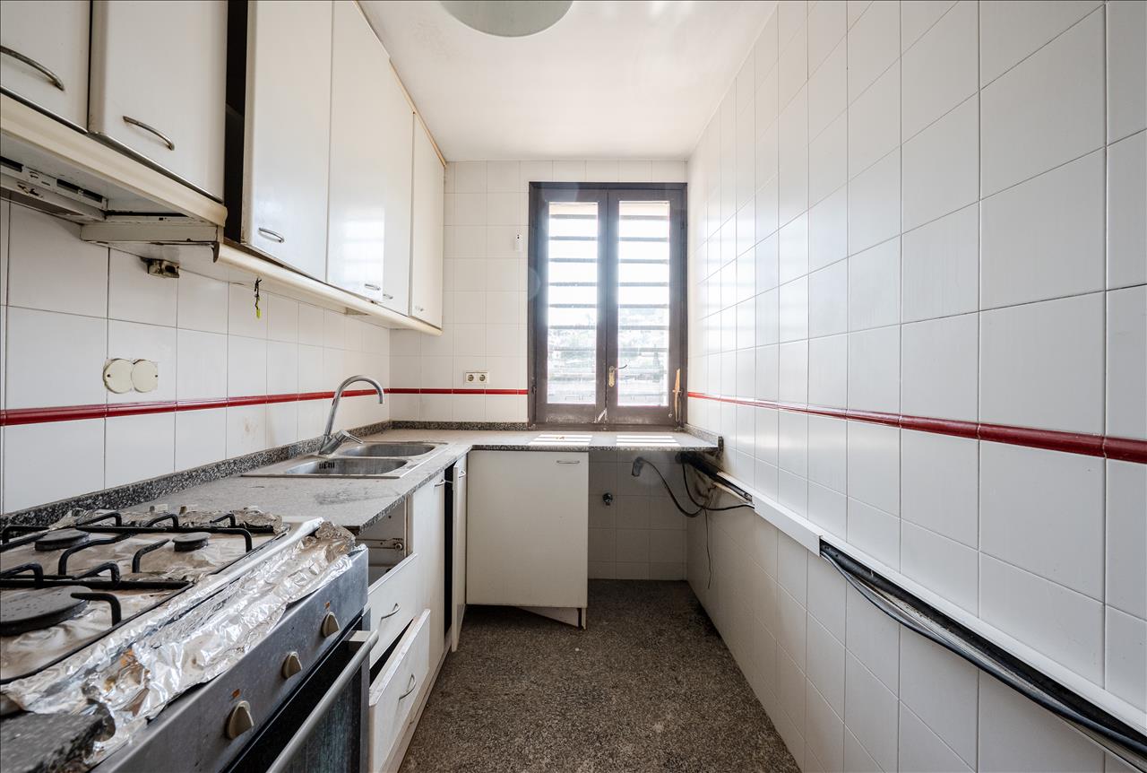 Piso en venta en Vallirana Barcelona Número 15