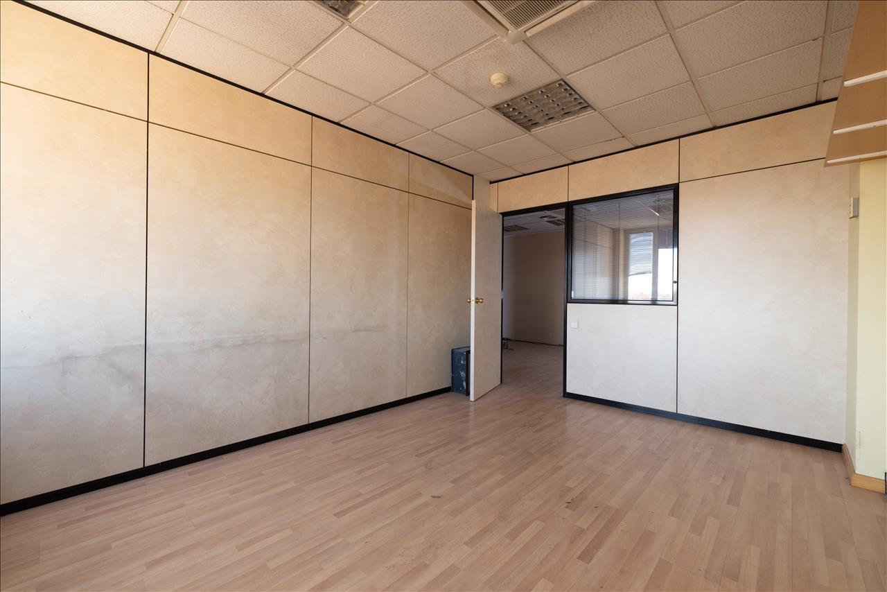 Oficina en venta en Reus Tarragona Número 3