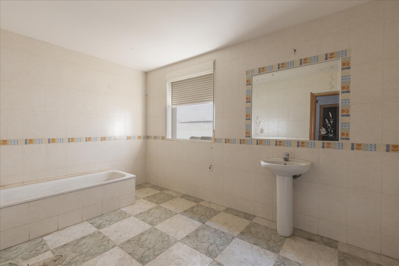 Casa en venta en Fuente Vaqueros Granada Número 18