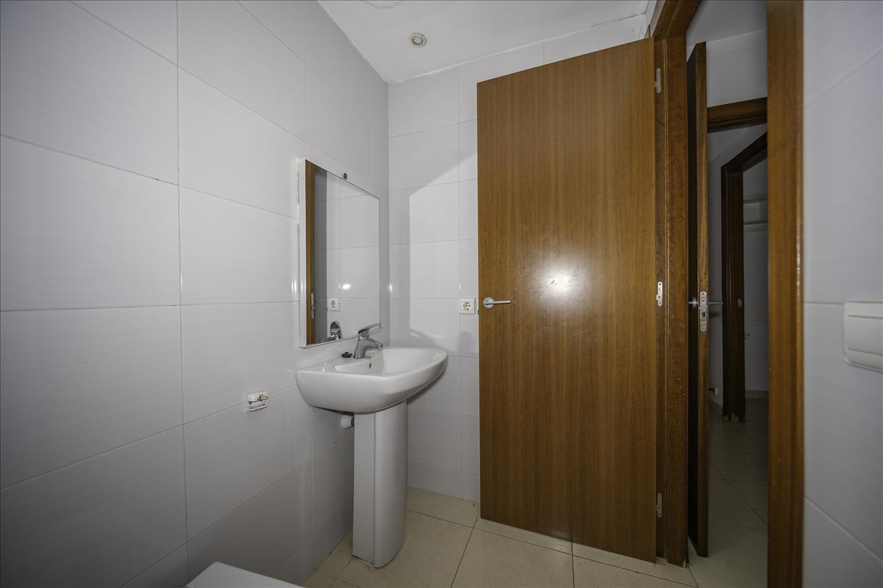 Piso en venta en Olot Girona Número 12