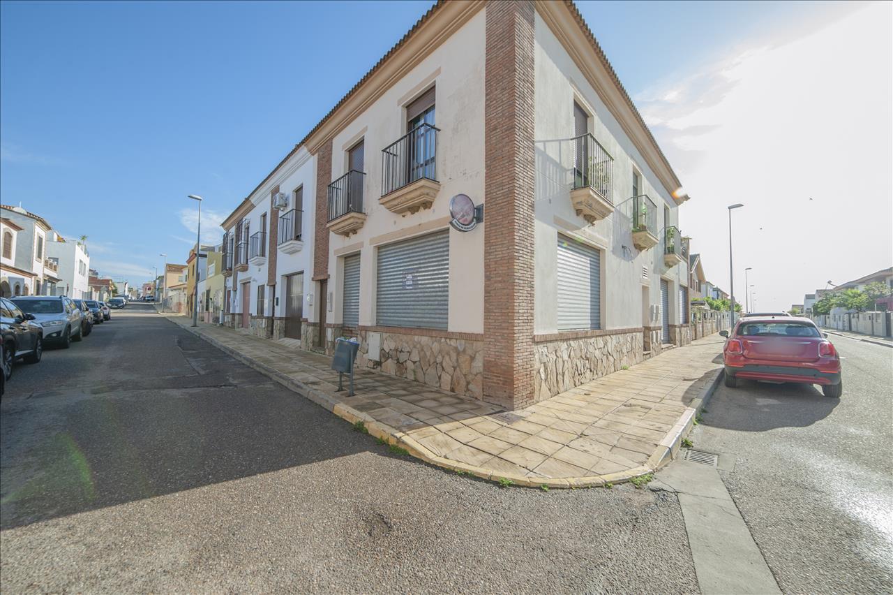 Local en venta en Burguillos Sevilla Número 14
