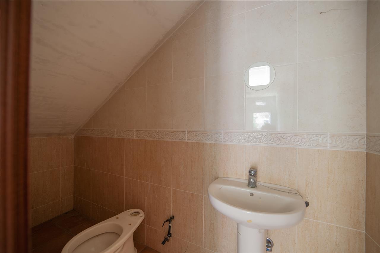 Local en venta en Burguillos Sevilla Número 12