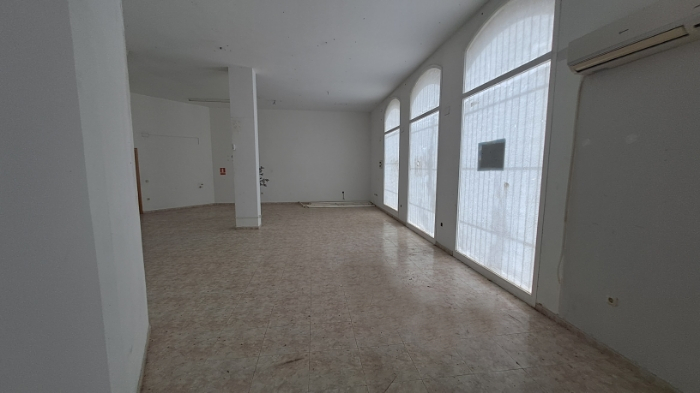 Local en venta en Torredembarra Tarragona Número 1