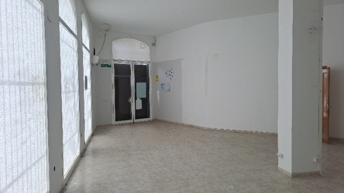 Local en venta en Torredembarra Tarragona Número 3
