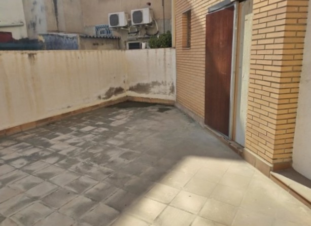 Local en venta en Montcada i Reixac Barcelona Número 0
