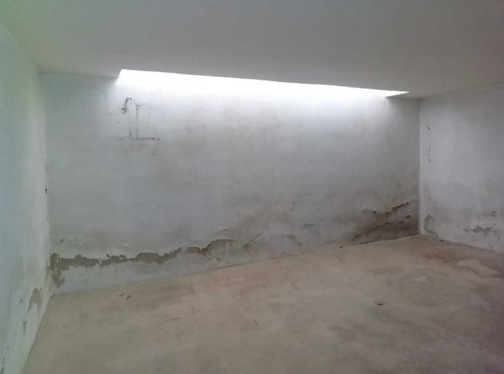 Local en venta en Montcada i Reixac Barcelona Número 3