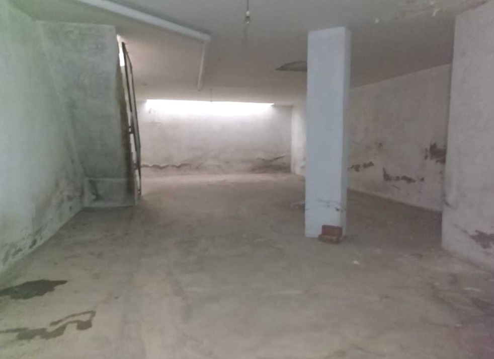 Local en venta en Montcada i Reixac Barcelona Número 2