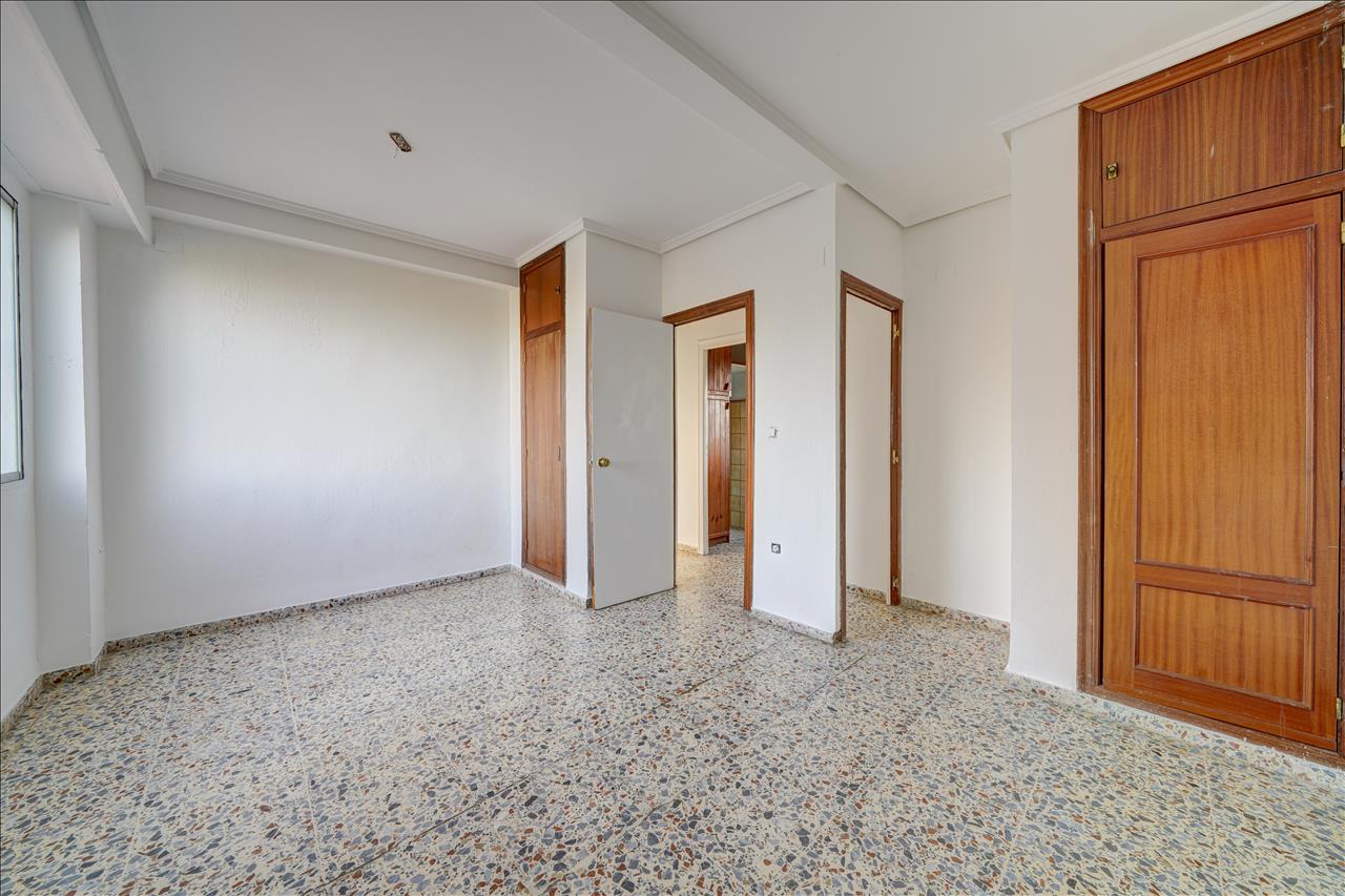 Casa en venta en Vilamarxant Valencia Número 8