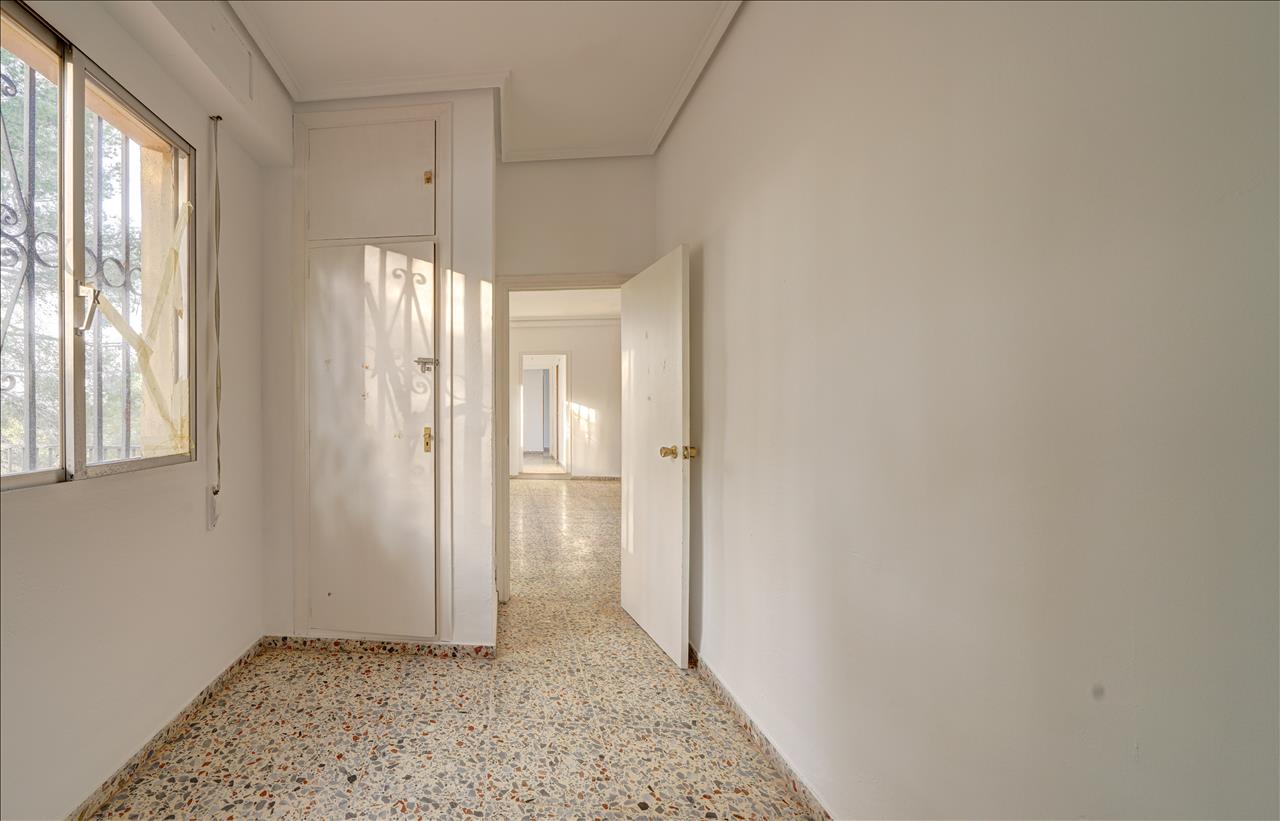 Casa en venta en Vilamarxant Valencia Número 10