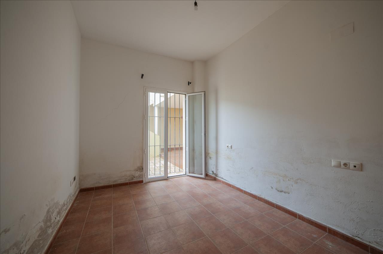 Piso en venta en Burguillos Sevilla Número 5