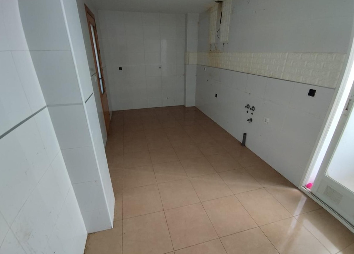 Piso en venta en Águilas Murcia Número 5