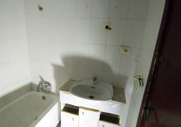 Piso en venta en Vall d`Uixó (La) Castellón Número 9